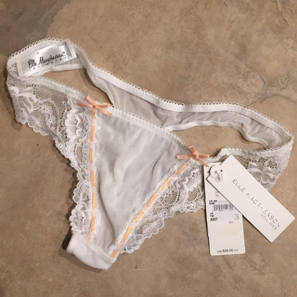 NWT$28 Elle Macpherson Thong Underwear White Sz M